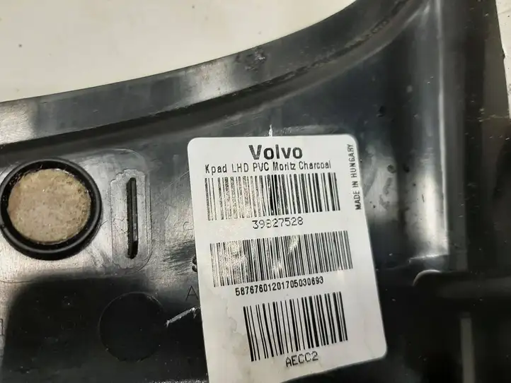Volvo S90, V90 (2016 - 2020) 31377885 Другая деталь консоли (туннеля) — фото 4