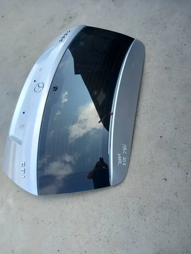 Mercedes-Benz C W204 (2007 - 2014) Крышка багажника — фото 2