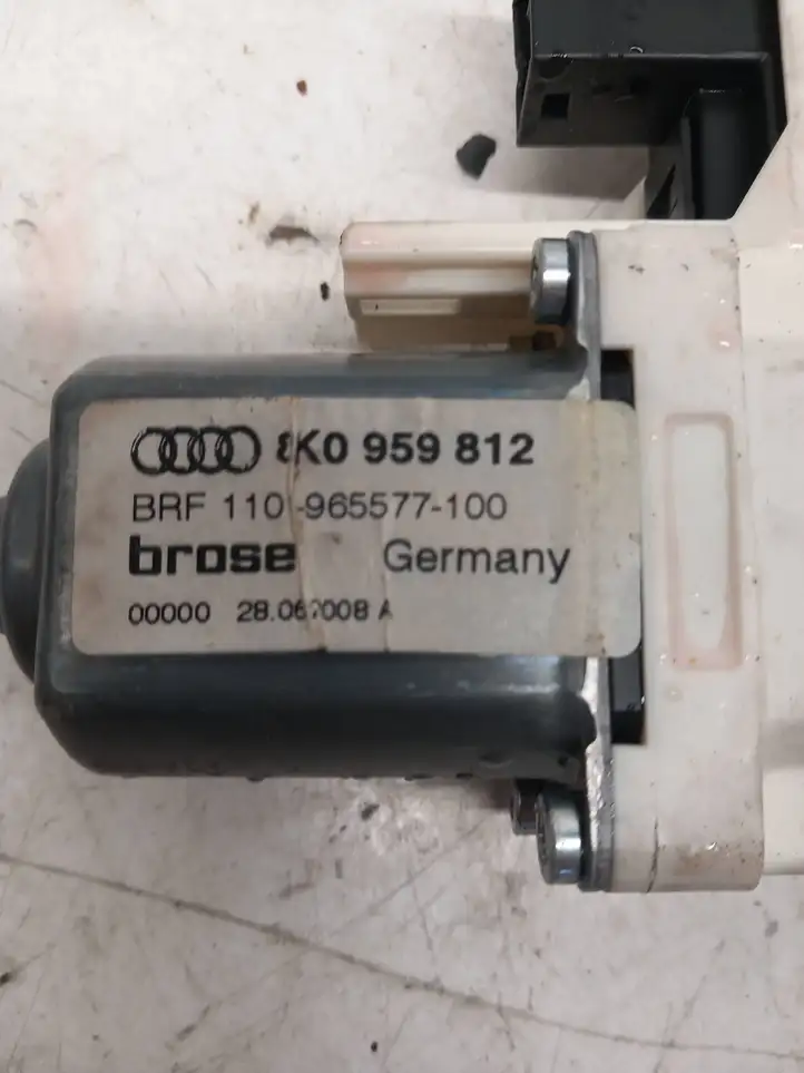 Audi A4 S4 B8 8K (2007 - 2011) 8K0959812 Стеклоподъемник задней двери — фото 3