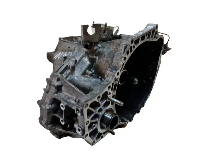 Toyota RAV 4 (XA40) (2012 - 2018)  K304309186 Механическая коробка передач, 6 передач