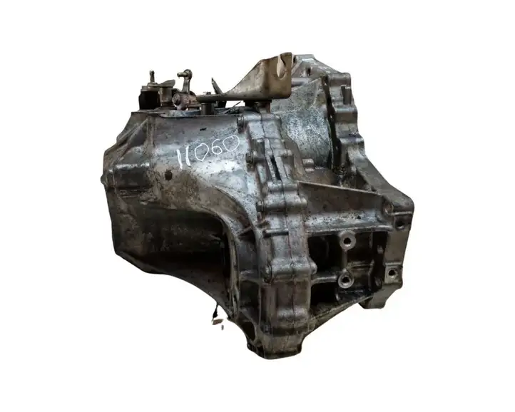 Toyota RAV 4 (XA40) (2012 - 2018)  K304309186 Механическая коробка передач, 6 передач