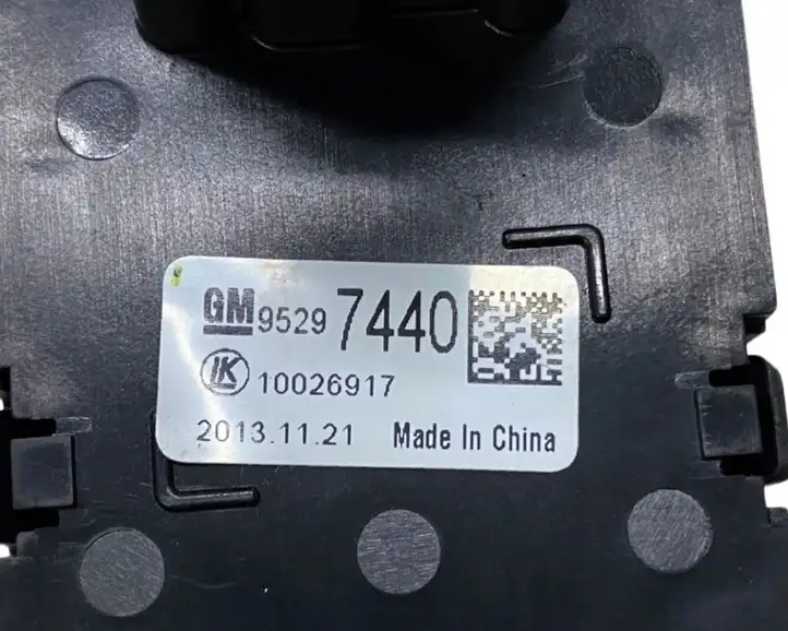 Opel Mokka (2012 - 2016) 95297440 Включатель фонарей — фото 6