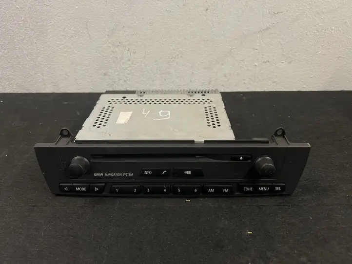 BMW X3 E83 (2003 - 2010) 6939670 Магнитола / мультимедийная система — фото 1