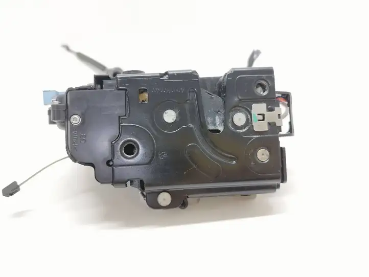 Skoda Octavia Mk2 (1Z) (2004 - 2013) 7L0839015D Замок задней двери — фото 5