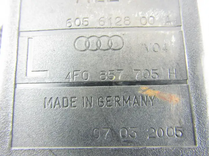 Audi A6 S6 C6 4F (2008 - 2011) Передний ремень безопасности — фото 4