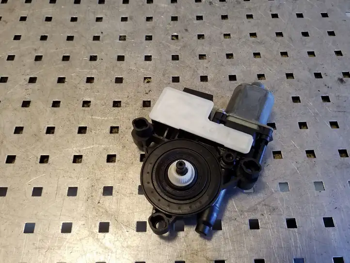 Skoda Octavia Mk3 (5E) (2013 - 2019) 5Q0959812A Стеклоподъемник задней двери — фото 4