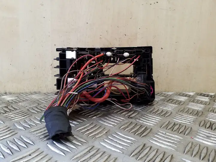 Skoda Octavia Mk3 (5E) (2013 - 2019)  5Q0937125B Блок предохранителей