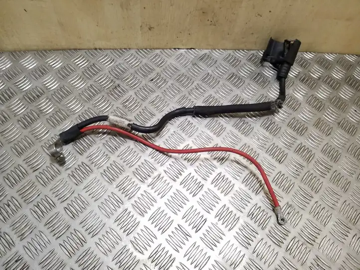 Volkswagen Tiguan (2007 - 2011) 5N0971228 Плюсовой провод аккумулятора — фото 3