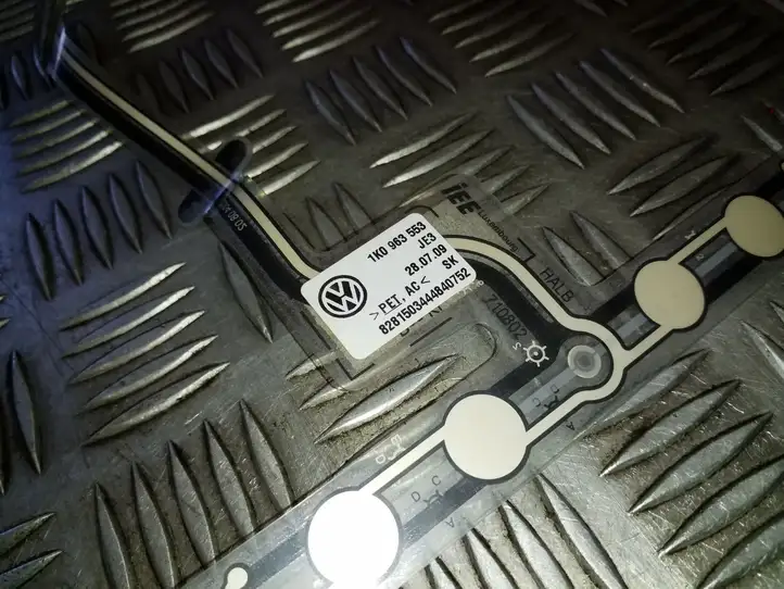 Volkswagen Tiguan (2007 - 2011) 1K0963553 Датчик занятости сиденья — фото 3
