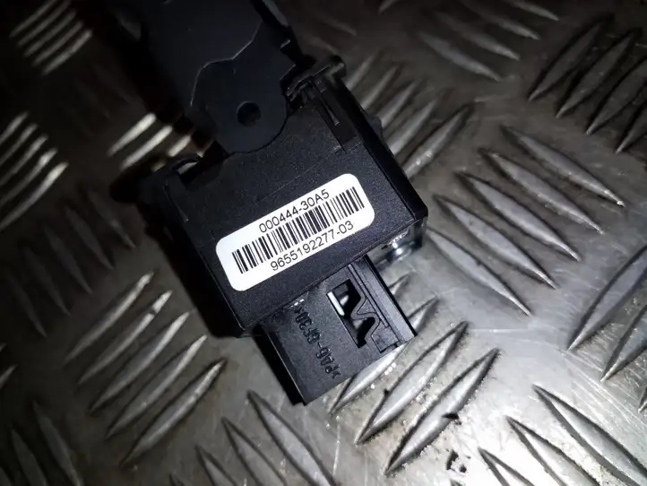 Citroen C4 I Picasso (2006 - 2013) 9655192277 Кнопка ручного тормоза — фото 4