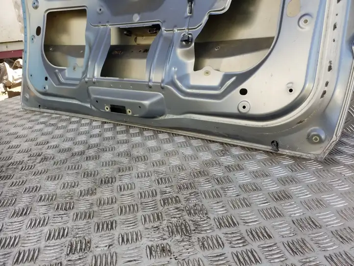 Citroen C4 Picasso (2006 - 2013)   Задняя крышка (багажника)