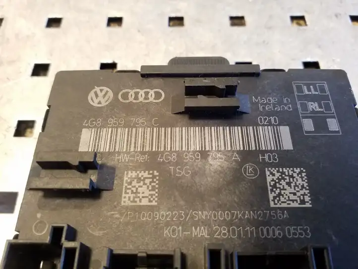 Audi A6 C7 (2011 - 2014) 4G8959795C Блок управления дверью — фото 3