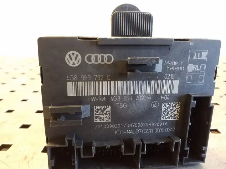 Audi A6 C7 (2011 - 2014) 4G8959792C Блок управления дверью — фото 2