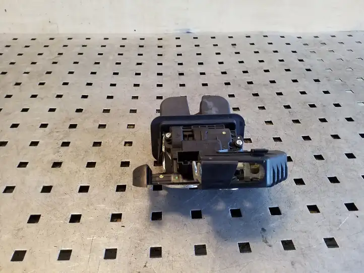 Audi A6 (2011 - 2014)  4H0827505 Замок задней крышки