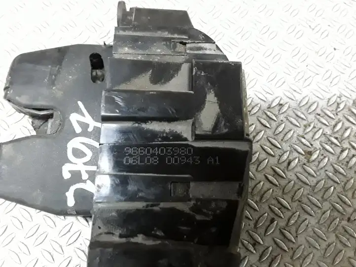 Citroen C4 I Picasso (2006 - 2013) 9660403980 Замок крышки багажника — фото 2