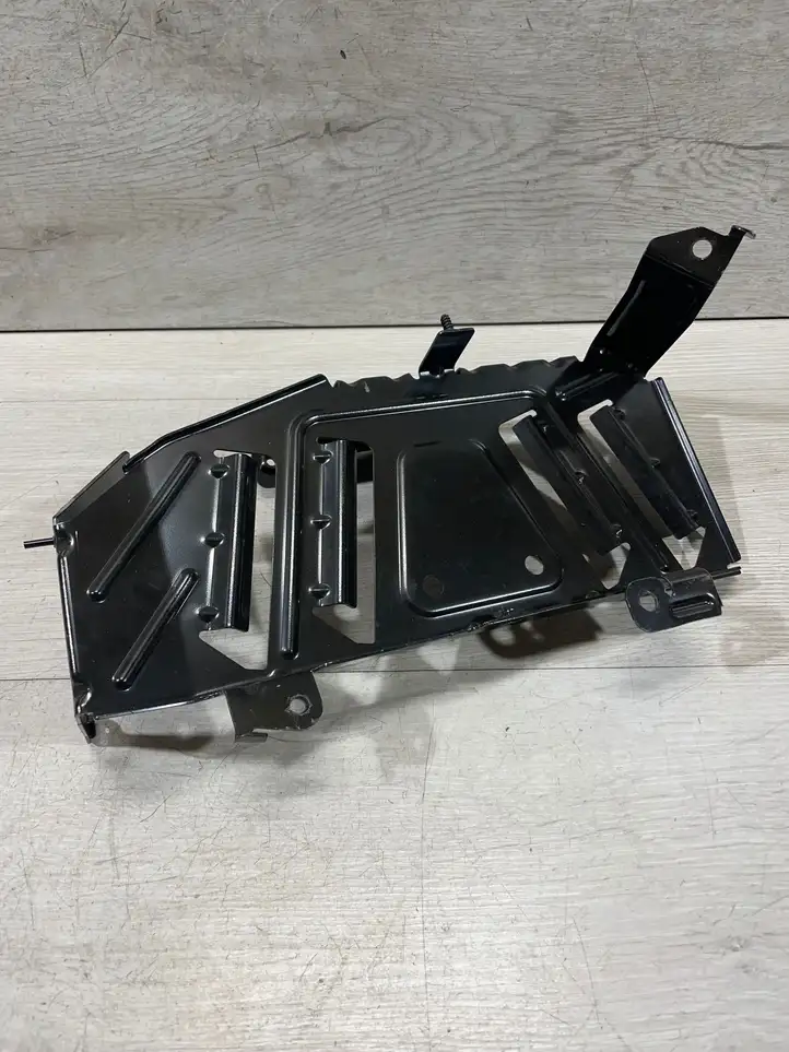 BMW X6 E71 (2008 - 2014) 9112580 Кронштейн усилителя звука — фото 2