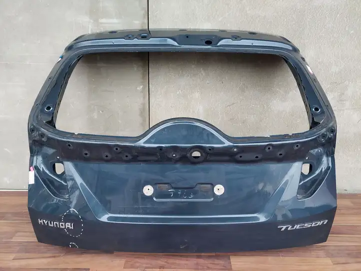 Hyundai Tucson IV NX4 (2020 - ) Крышка багажника — фото 1