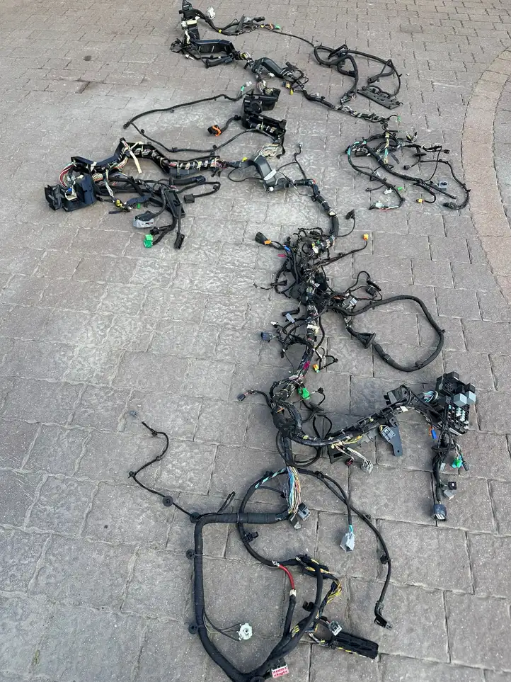 Volvo XC90 (2014 - 2019) 313988115 Прочая электропроводка — фото 6