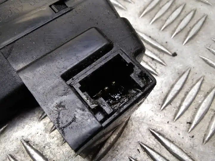 Citroen C4 I Picasso (2006 - 2013) 9660403980 Замок крышки багажника — фото 2