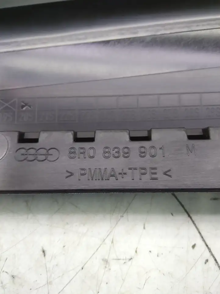 Audi Q5 SQ5 (2008 - 2012) 8R0839901 Накладка стекла задней двери — фото 3