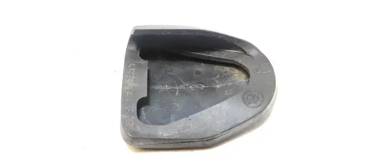 BMW 1 E81 E87 (2004 - 2011) 11606599 Прочие детали салона — фото 3