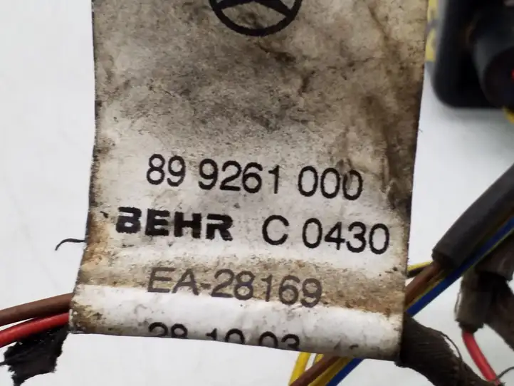 Mercedes-Benz Vito Viano W639 (2003 - 2010) A6398300084 Реле накала свечей — фото 7
