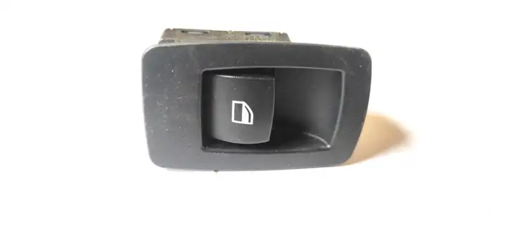 BMW 1 E81 E87 (2004 - 2011) 6945874 Кнопка стеклоподъемников — фото 1