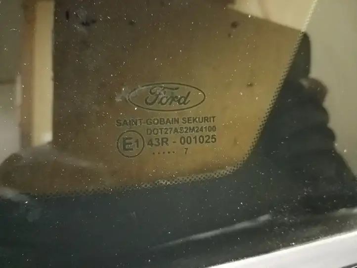Ford Mondeo MK V (2014 - ) DS73A29700 Заднее боковое стекло — фото 2