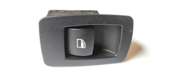 BMW 1 E81 E87 (2004 - 2011) 6945874 Кнопка стеклоподъемников — фото 1