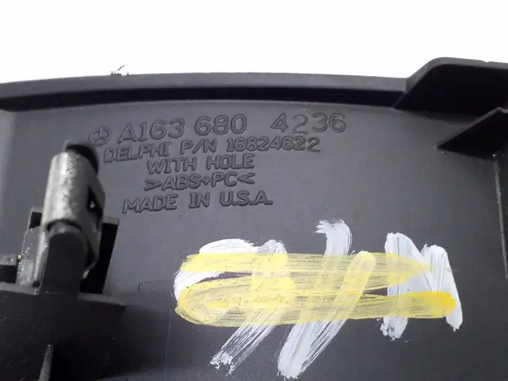 Mercedes-Benz ML W163 (1997 - 2005) A1636804236 Блок кнопок стеклоподъемников — фото 4