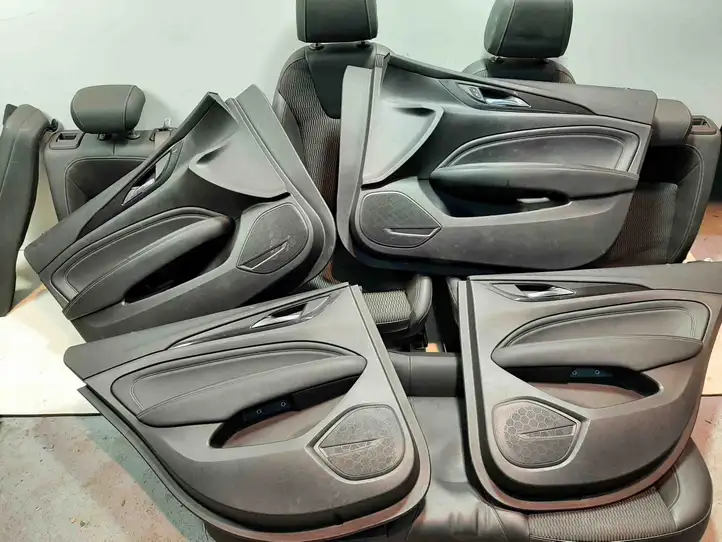 Opel Insignia B (2017 - ) Комплект салона — фото 7