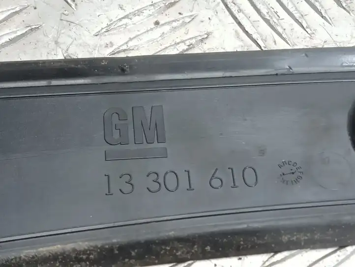 Opel Astra J (2009 - 2012) 13301610 Прочая отделка багажника — фото 3