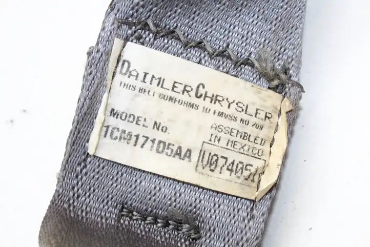 Jeep Grand Cherokee (2004 - 2010)   Задний средний замок ремня