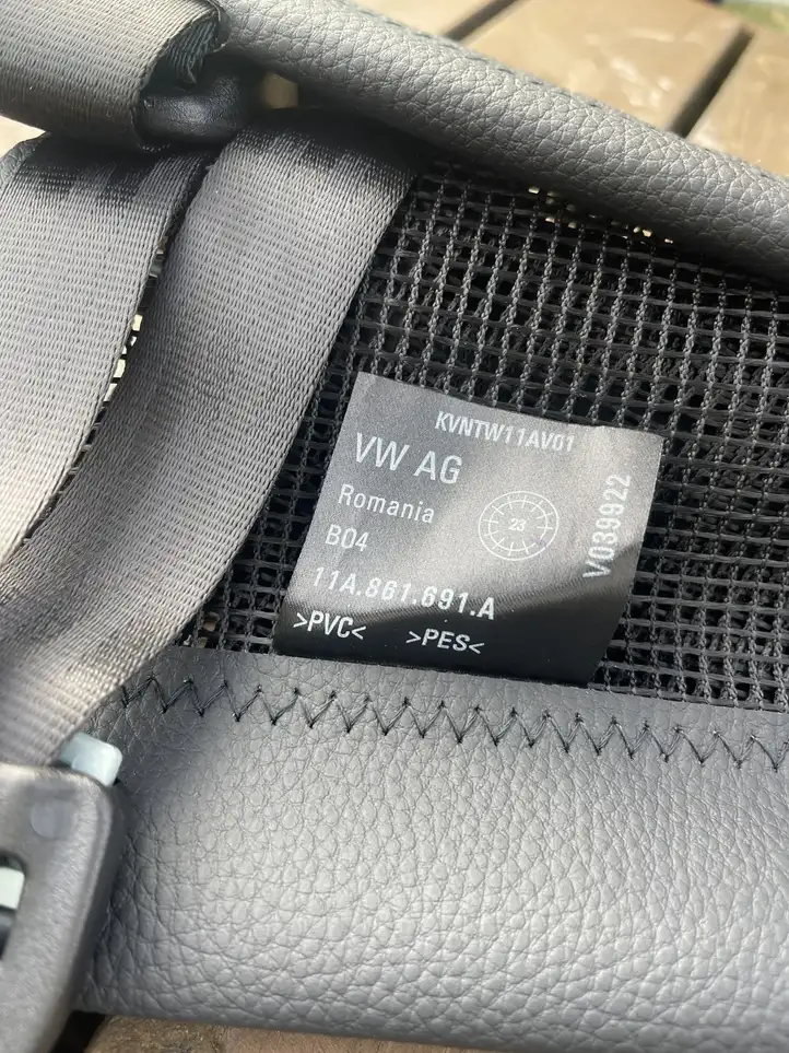 Volkswagen ID.5 (2022 - ) 11A861691A Прочие детали салона — фото 2