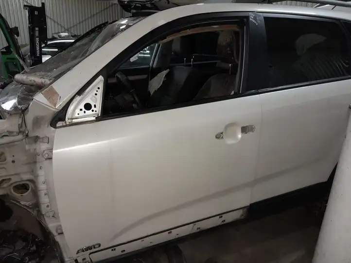 Kia Sorento (2009 - 2014) NOCODE Дверь — фото 1