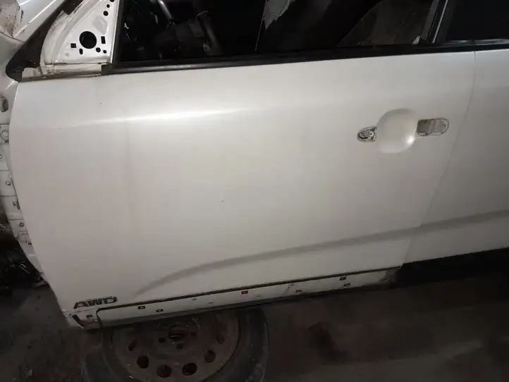 Kia Sorento (2009 - 2014) NOCODE Дверь — фото 2