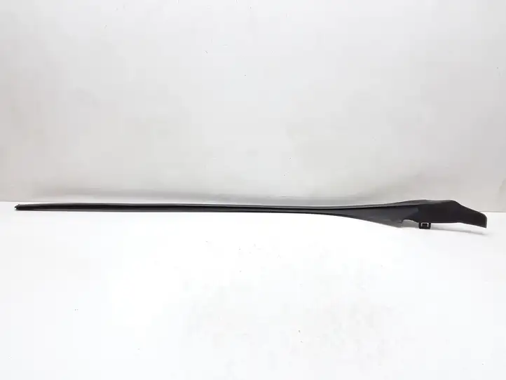 Volvo S60 (2010 - 2013) 31335864 Накладка стоек лобового стекла — фото 1