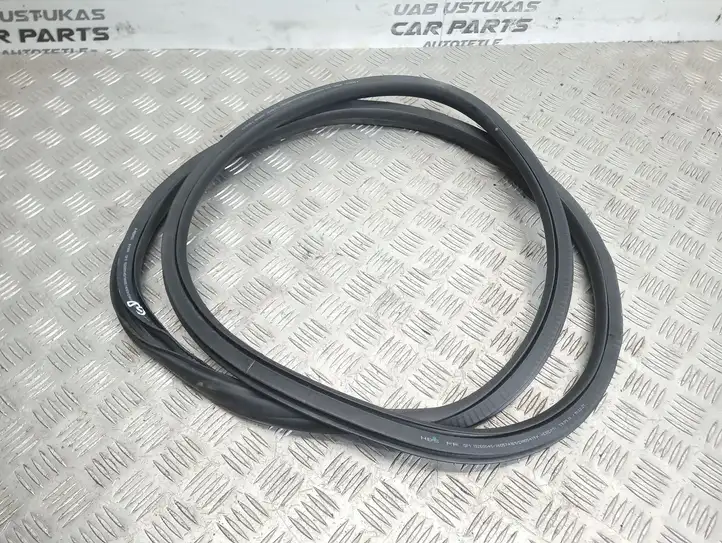 Opel Astra J (2009 - 2012) 13260045 Уплотнитель кузова — фото 2