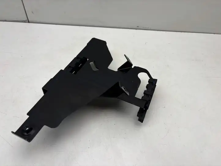 Audi A3/S3 8V (2012 - 2016) 5Q0906214F Кронштейн ЭБУ двигателя — фото 3