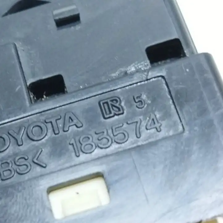 Toyota Prius (XW20) (2003 - 2009) 183574 Включатель зеркал — фото 7
