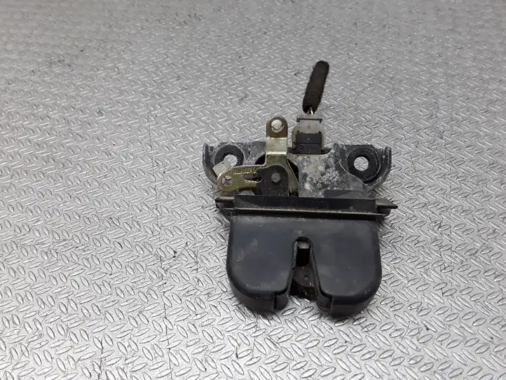 Audi A3/S3 8L (2000 - 2003) 8L0827520C Замок крышки багажника — фото 3