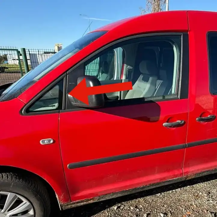 Volkswagen Caddy (2004 - 2010) 43R001057 Треугольное стекло передней двери — фото 1