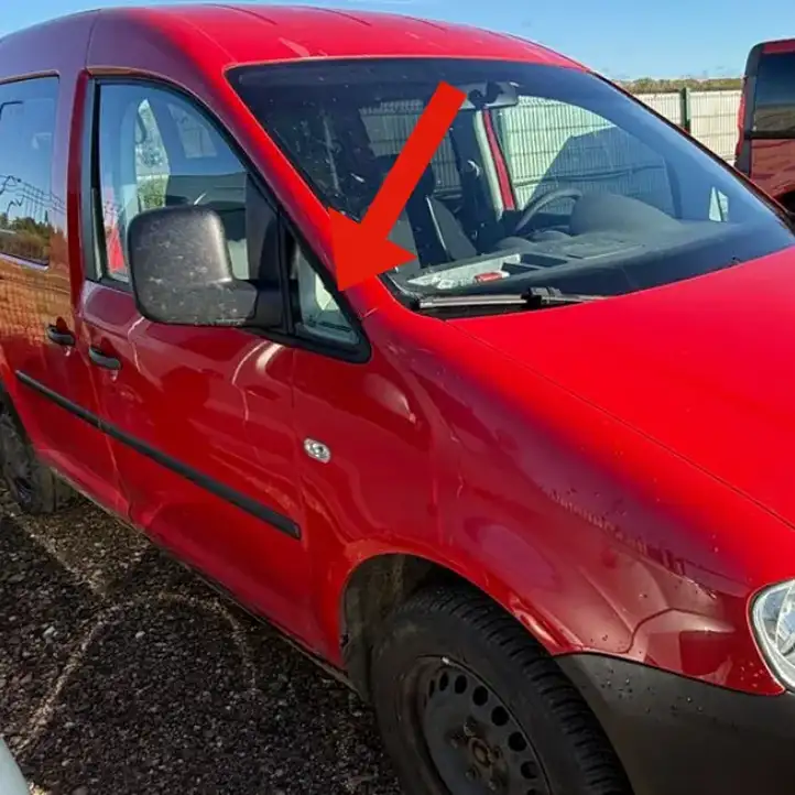Volkswagen Caddy (2004 - 2010) 43R001057 Треугольное стекло передней двери — фото 1