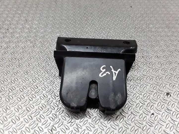 Audi A3/S3 8L (2000 - 2003) 8L0827520C Замок крышки багажника — фото 2