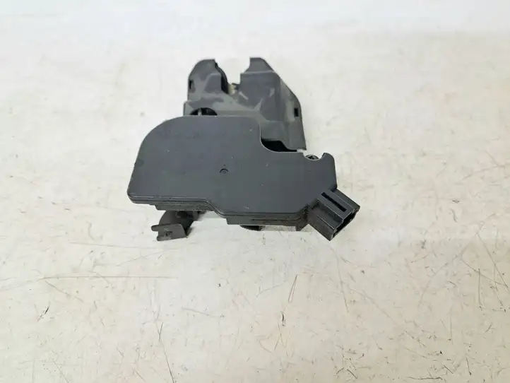 Honda Accord (2003 - 2007) Замок крышки багажника — фото 2