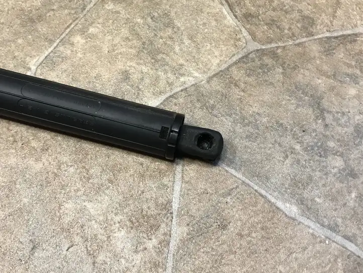 BMW X5 E70 (2006 - 2013) 7177283 Амортизатор с пружиной — фото 4