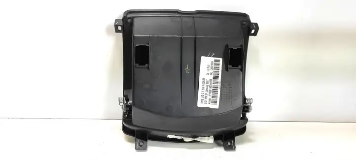 Nissan Note (E11) (2006 - 2014) 682609U000 Вещевой ящик — фото 3