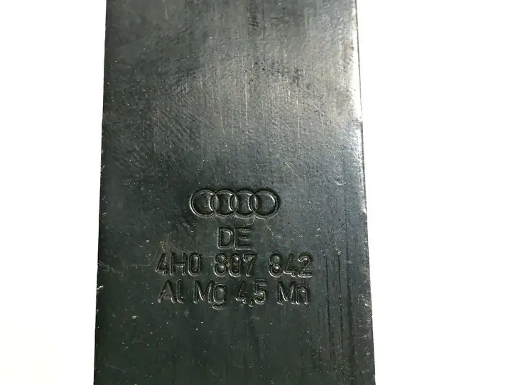 Audi A8 S8 D4 4H (2010 - 2014) 4H0807842 Кронштейн заднего бампера — фото 3