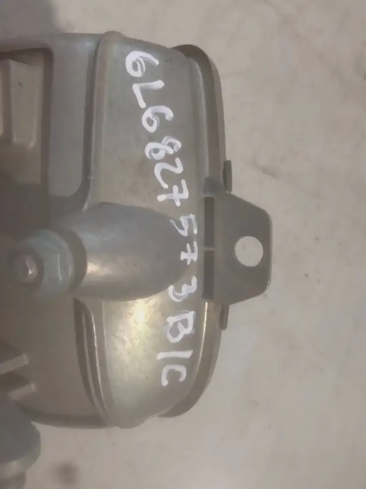 Seat Ibiza III (6L) (2002 - 2008) 6L6827573B Ручка крышки багажника — фото 4