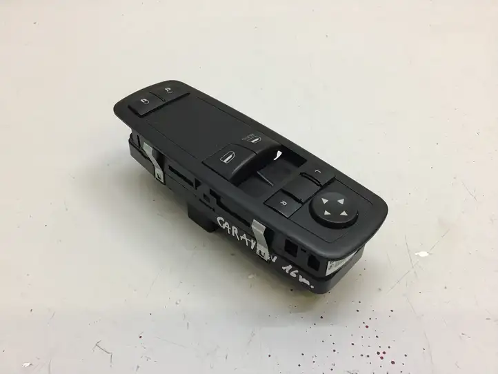Dodge Grand Caravan (2007 - 2020) 10294870 Кнопка стеклоподъемников — фото 1